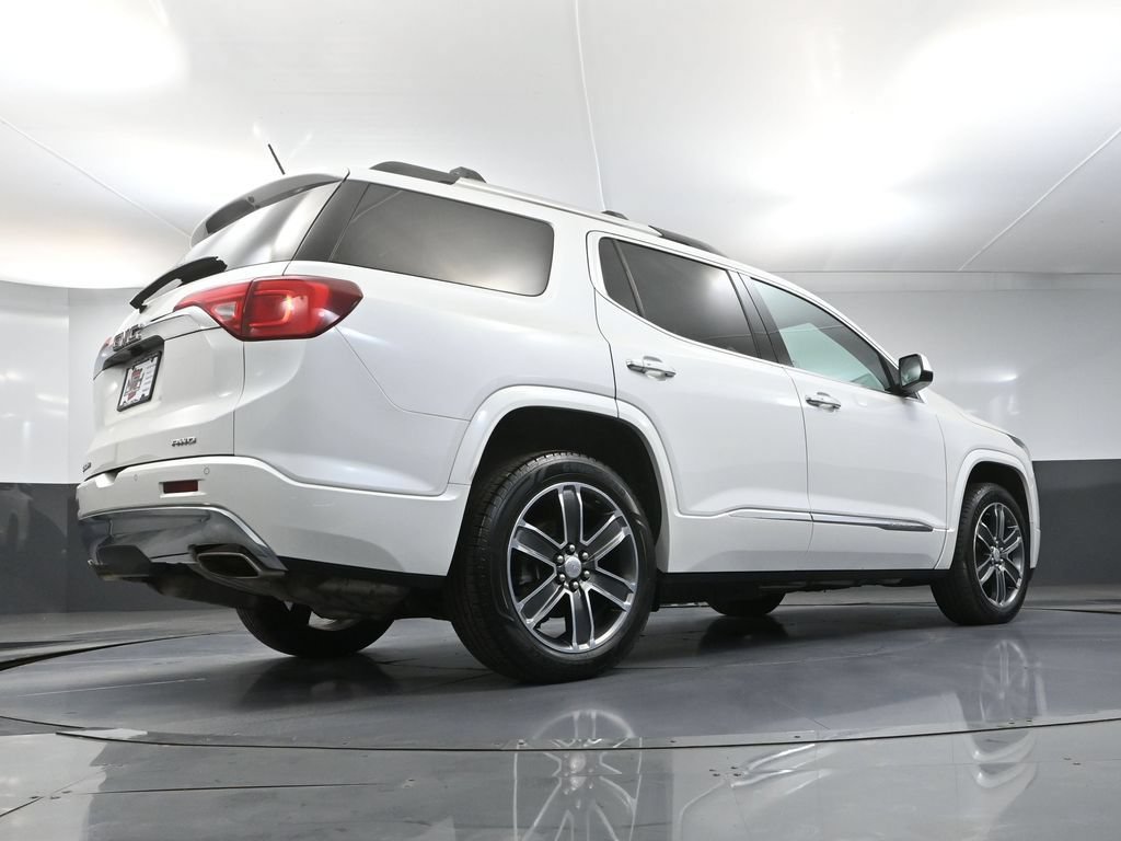 Used 2018 GMC Acadia Denali w/ Technology Package AWD/4WD image 51