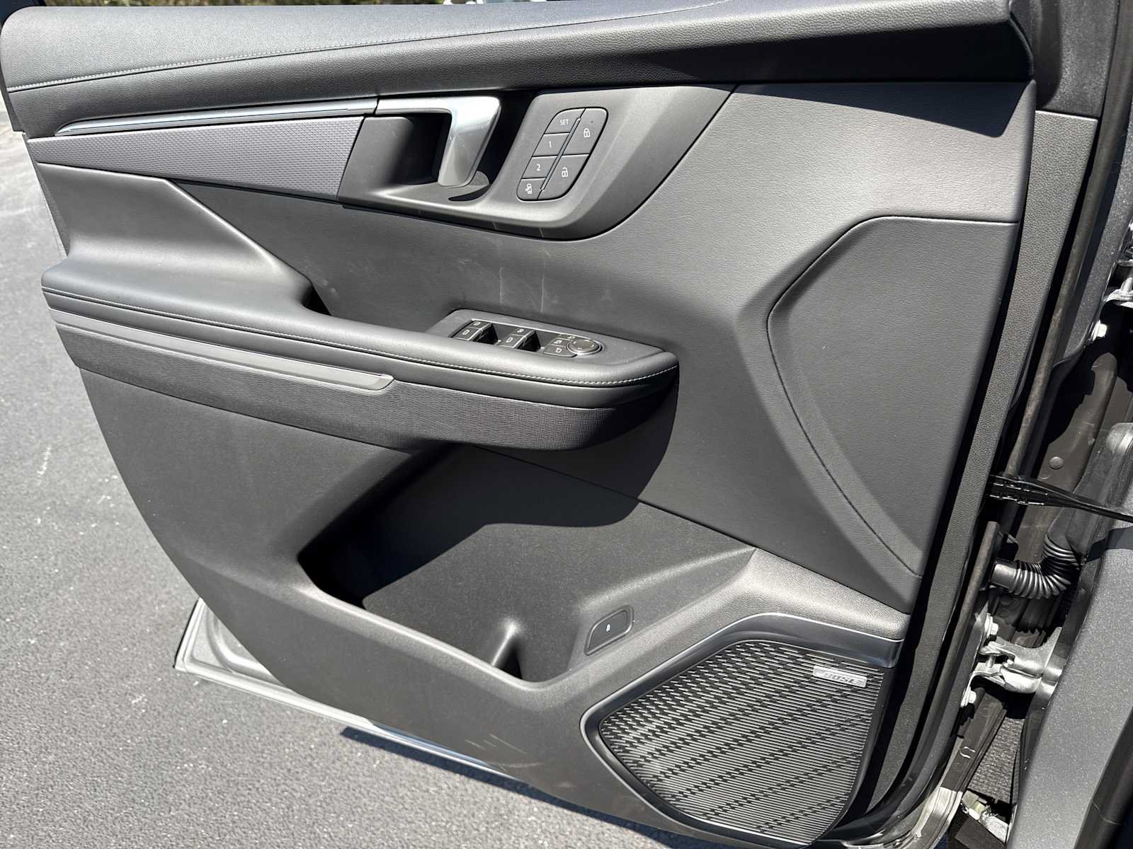 New 2026 Buick Enclave Sport Touring w/ Power Package FWD image 15
