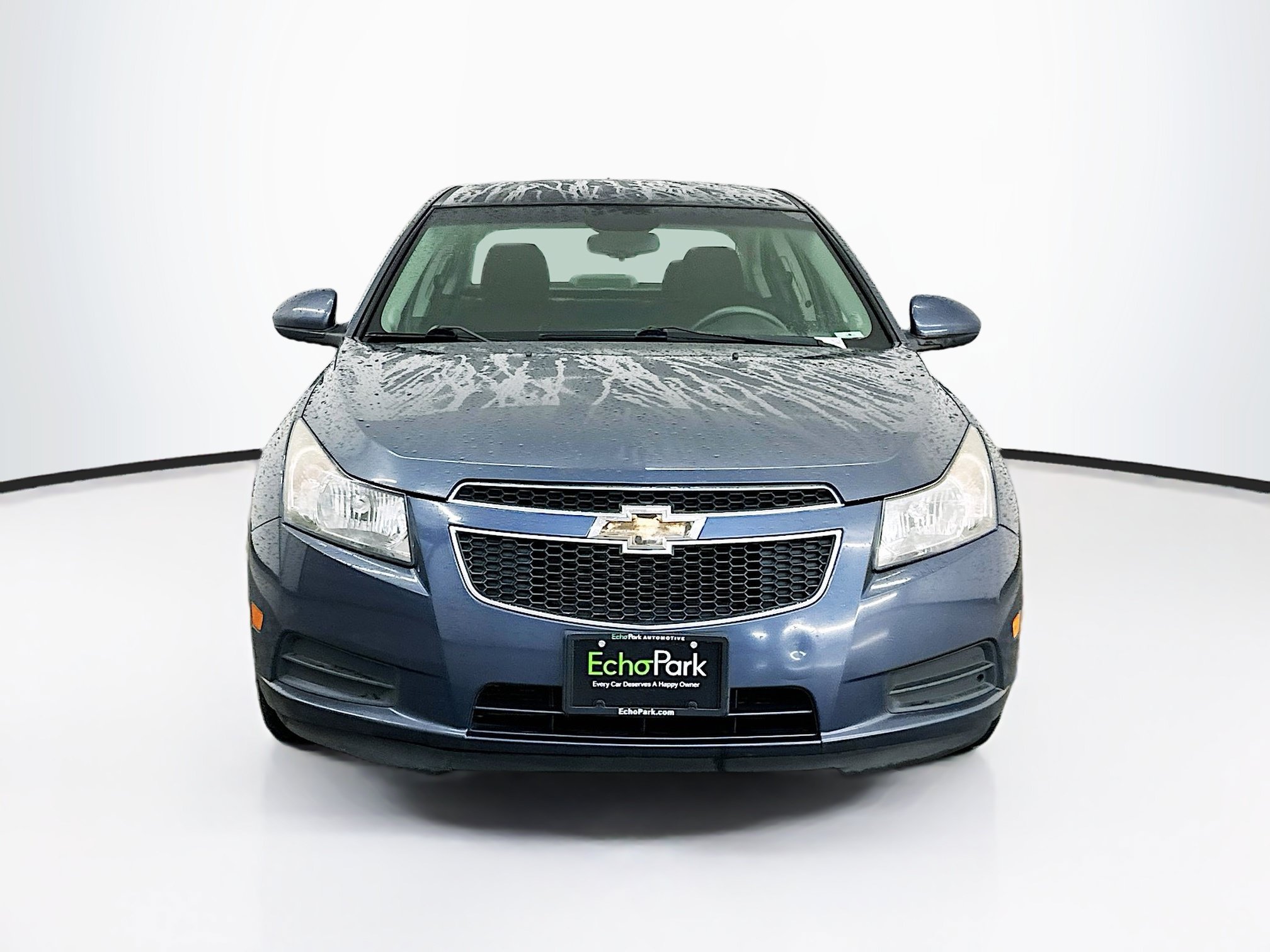 Used 2013 Chevrolet Cruze LT FWD image 2