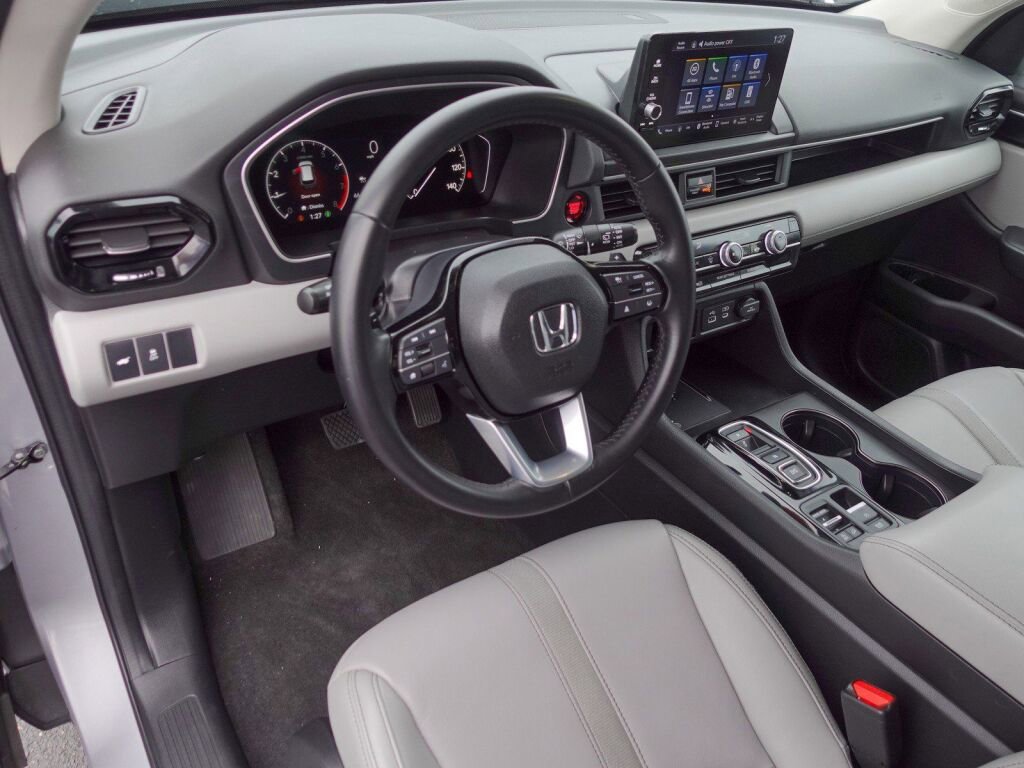 Used 2024 Honda Pilot EX-L image 10