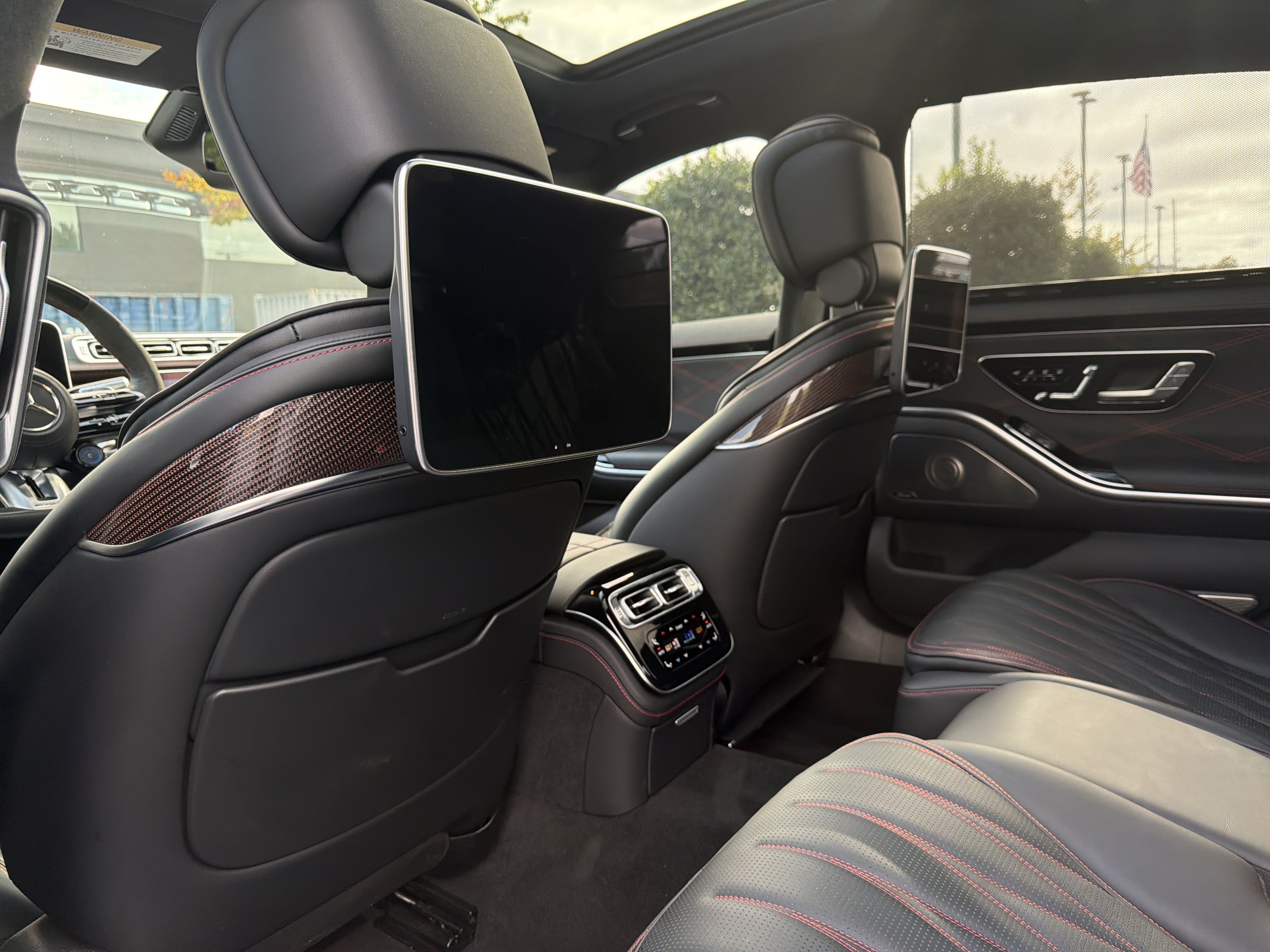 Used 2024 Mercedes-Benz S 63 AMG S w/ Rear Seat Package image 45