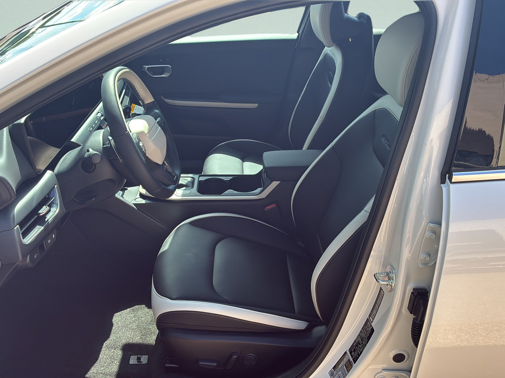New 2026 Kia K4 GT-Line FWD image 22