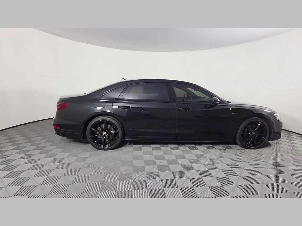Used 2024 Audi A8 L 3.0T AWD/4WD image 36