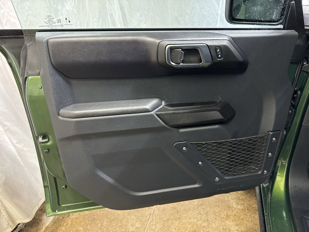Used 2025 Ford Bronco Badlands AWD/4WD image 13