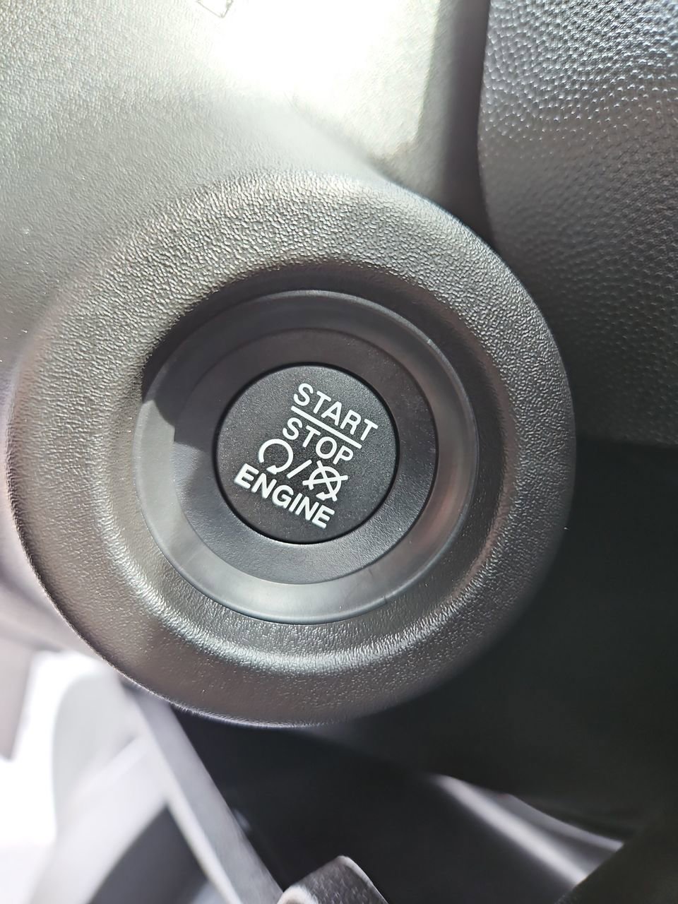 New 2025 RAM ProMaster 2500 w/ Quick Order Package 22G SLT image 25