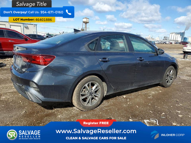 Used 2023 Kia Forte LXS w/ LXS Technology Package FWD image 4