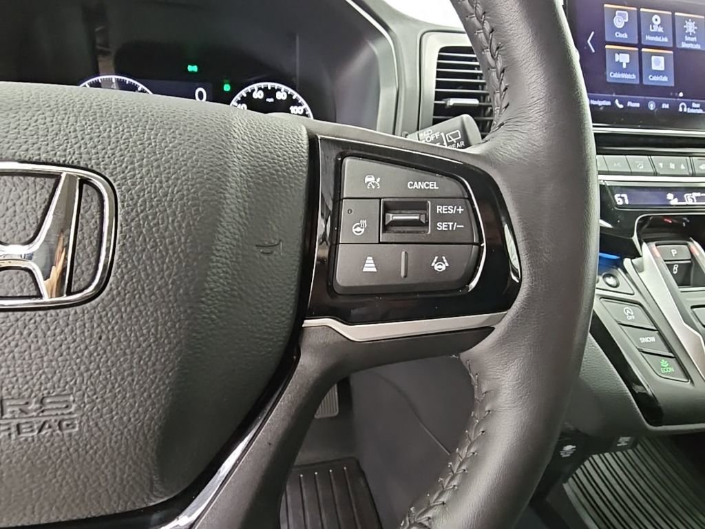 Used 2025 Honda Odyssey Elite image 27