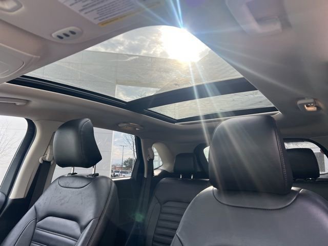 Used 2023 Ford Edge SEL w/ Convenience Package image 22