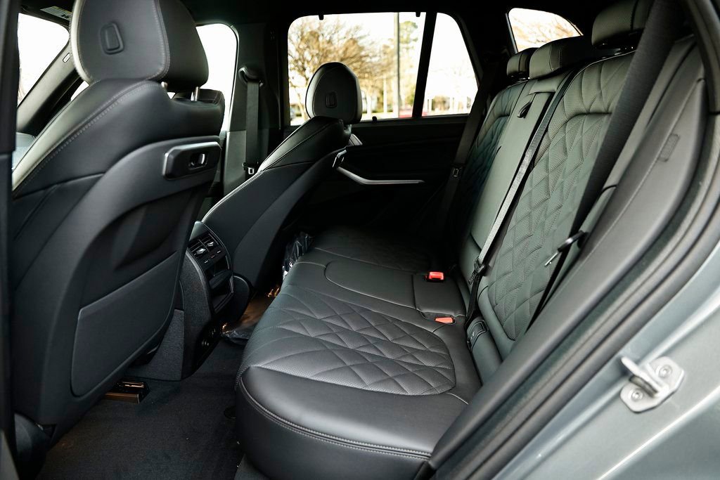 New 2026 BMW X5 sDrive40i w/ M Sport Package image 26