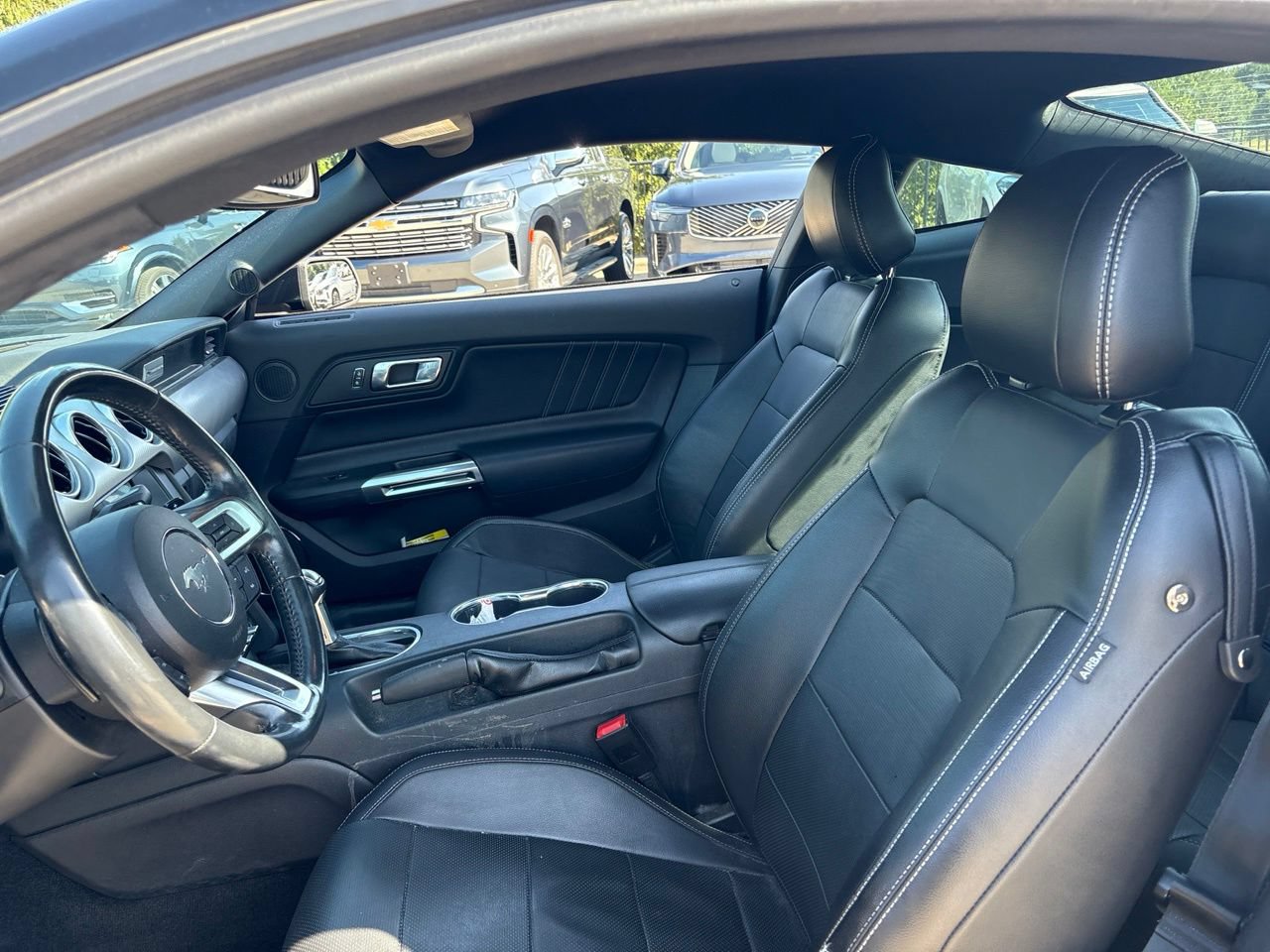 Used 2018 Ford Mustang Premium RWD image 13