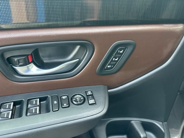 Used 2025 Honda Pilot Elite image 11