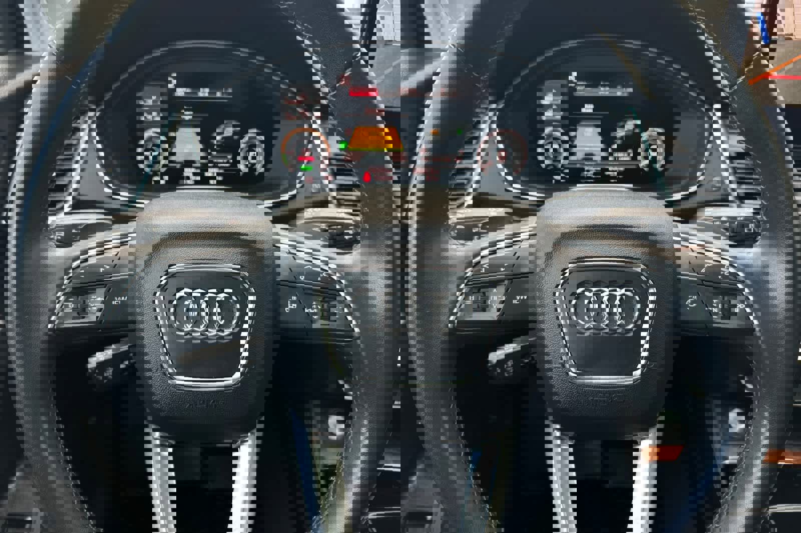 Used 2021 Audi Q5 e Premium Plus image 26