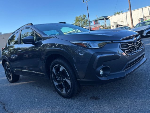 Used 2025 Subaru Crosstrek 2.5i Limited AWD/4WD image 3