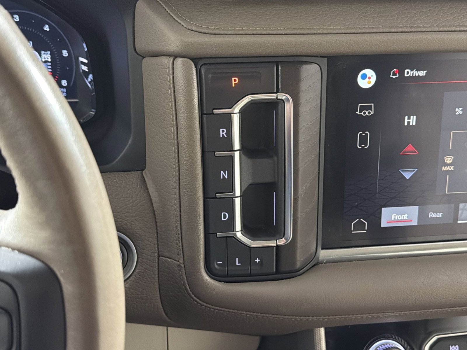 Used 2022 GMC Yukon Denali w/ Denali Premium Package image 22