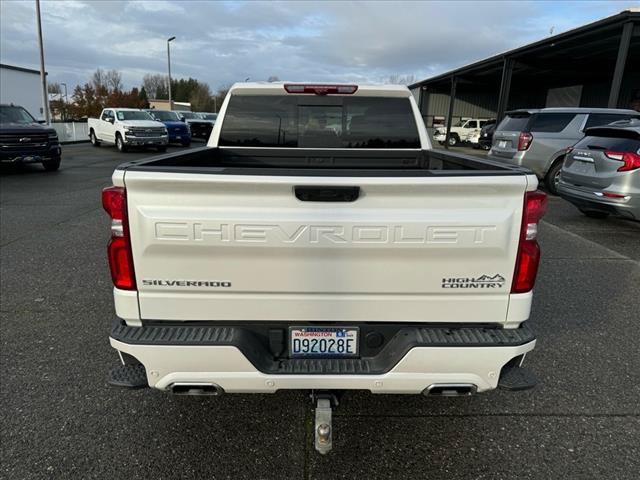 Used 2024 Chevrolet Silverado 1500 High Country AWD/4WD image 3
