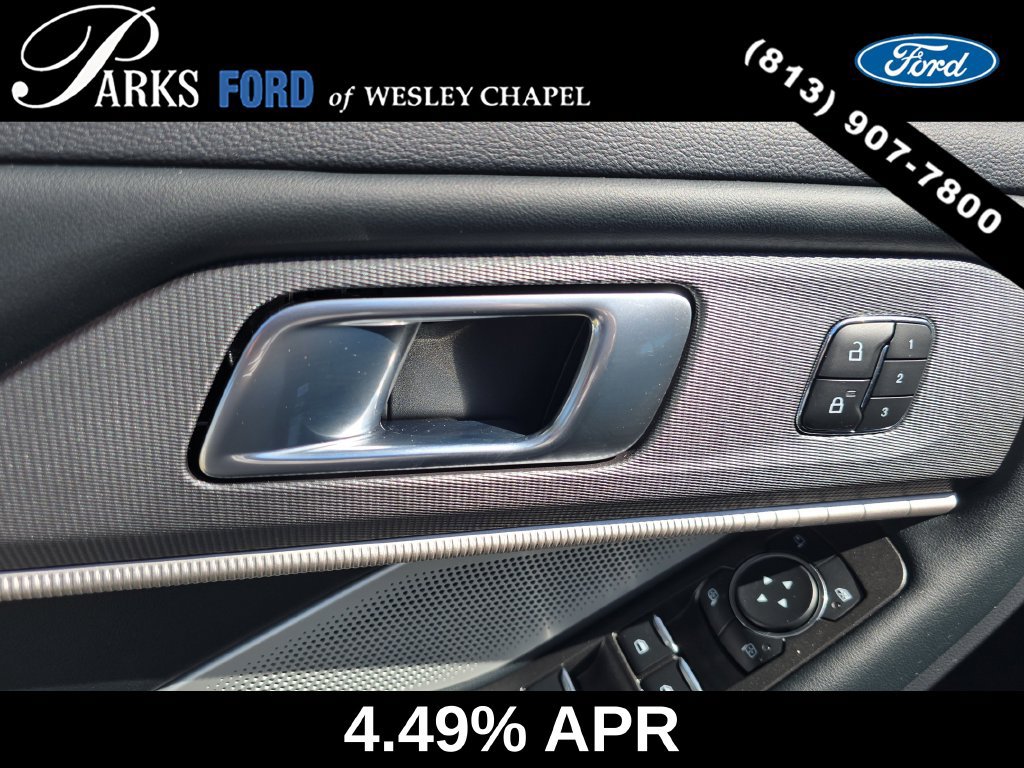 Used 2025 Ford Explorer ST w/ Sun And Sound Package AWD/4WD image 18