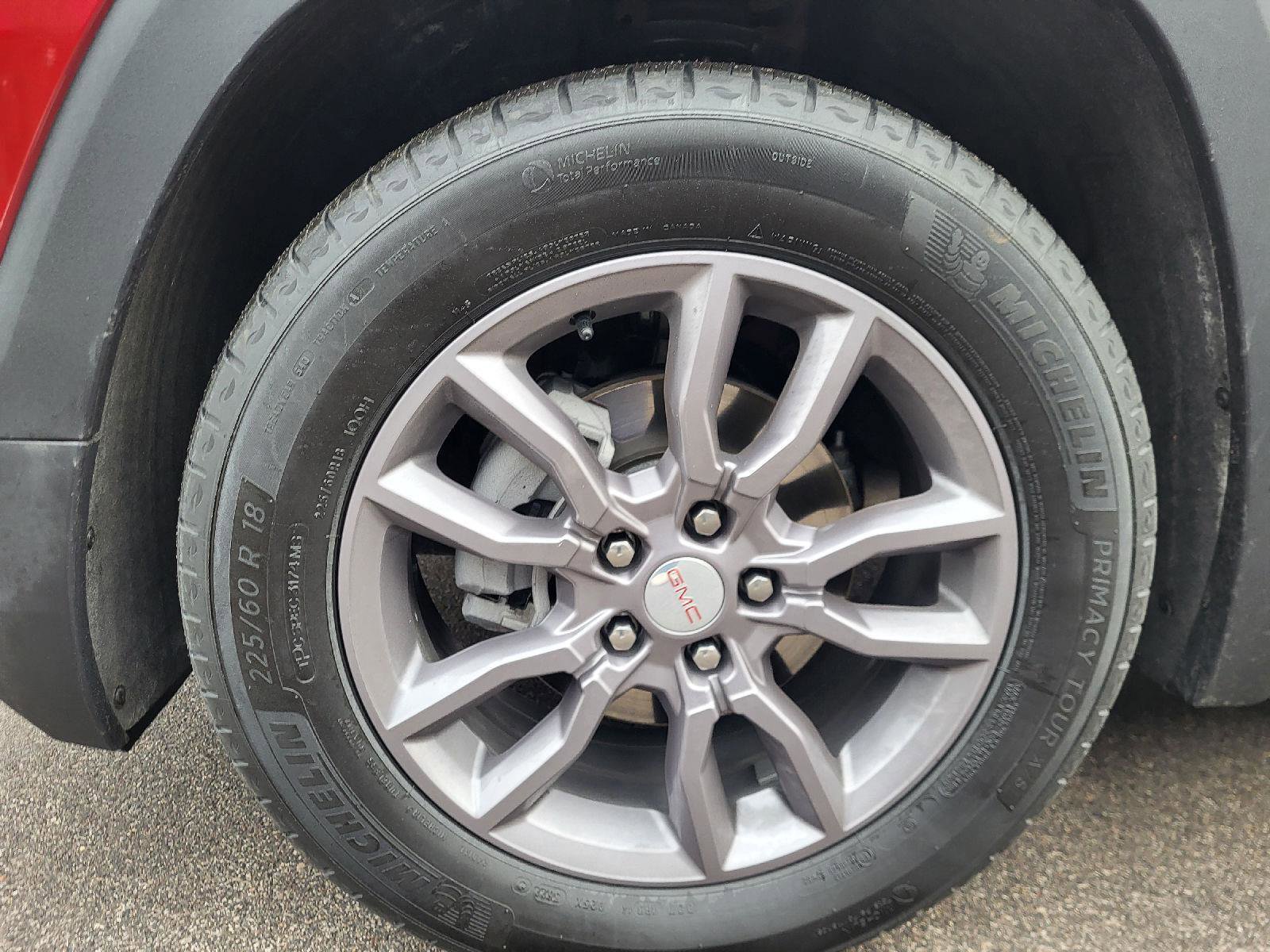 Used 2023 GMC Terrain SLT image 15