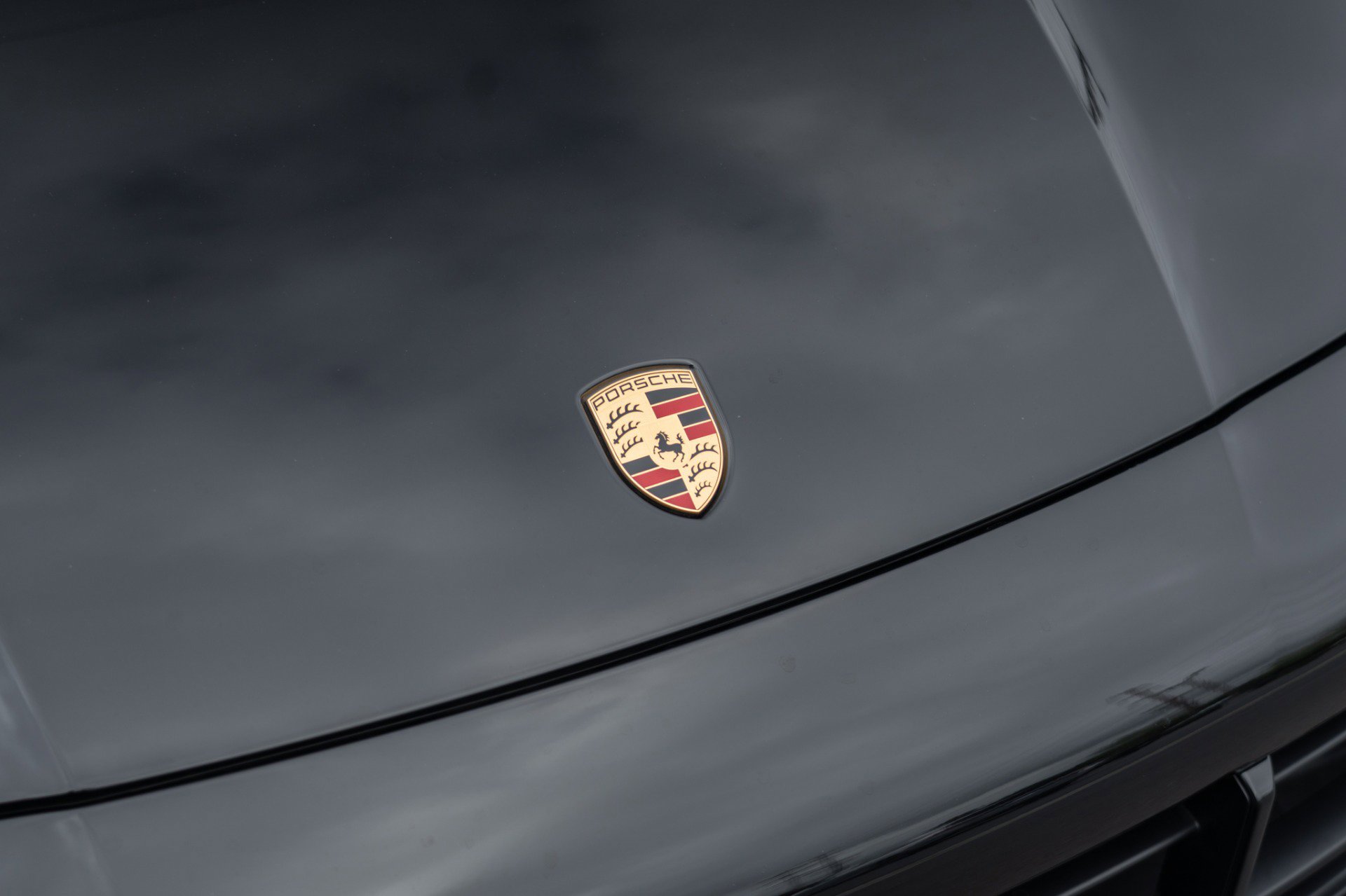 Used 2023 Porsche Cayenne Turbo GT image 19