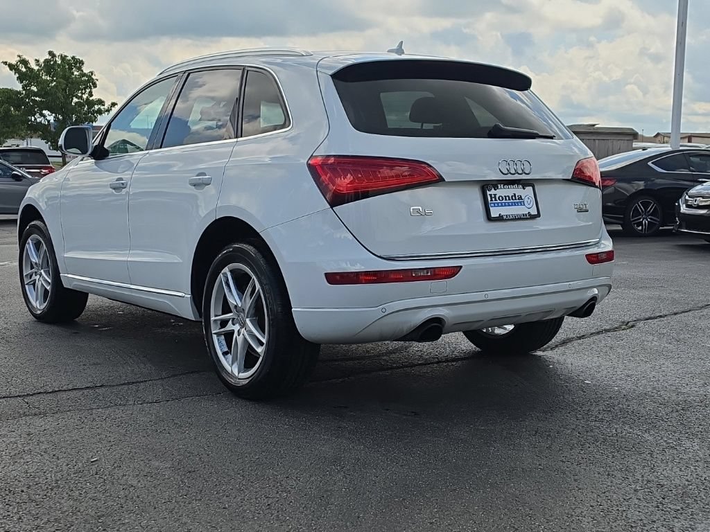 Used 2017 Audi Q5 2.0T Premium Plus w/ Technology Package AWD/4WD image 5