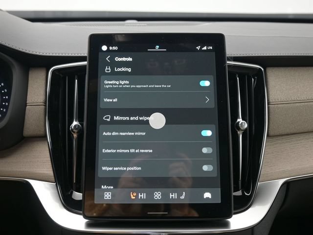 New 2026 Volvo XC90 B6 Ultra w/ Protection Package Premier AWD/4WD image 18