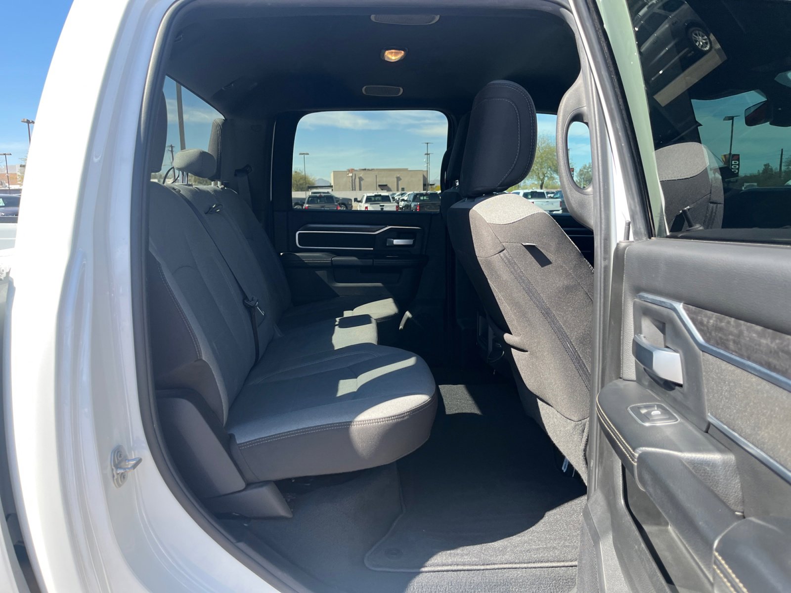 Used 2024 RAM 3500 Big Horn image 18