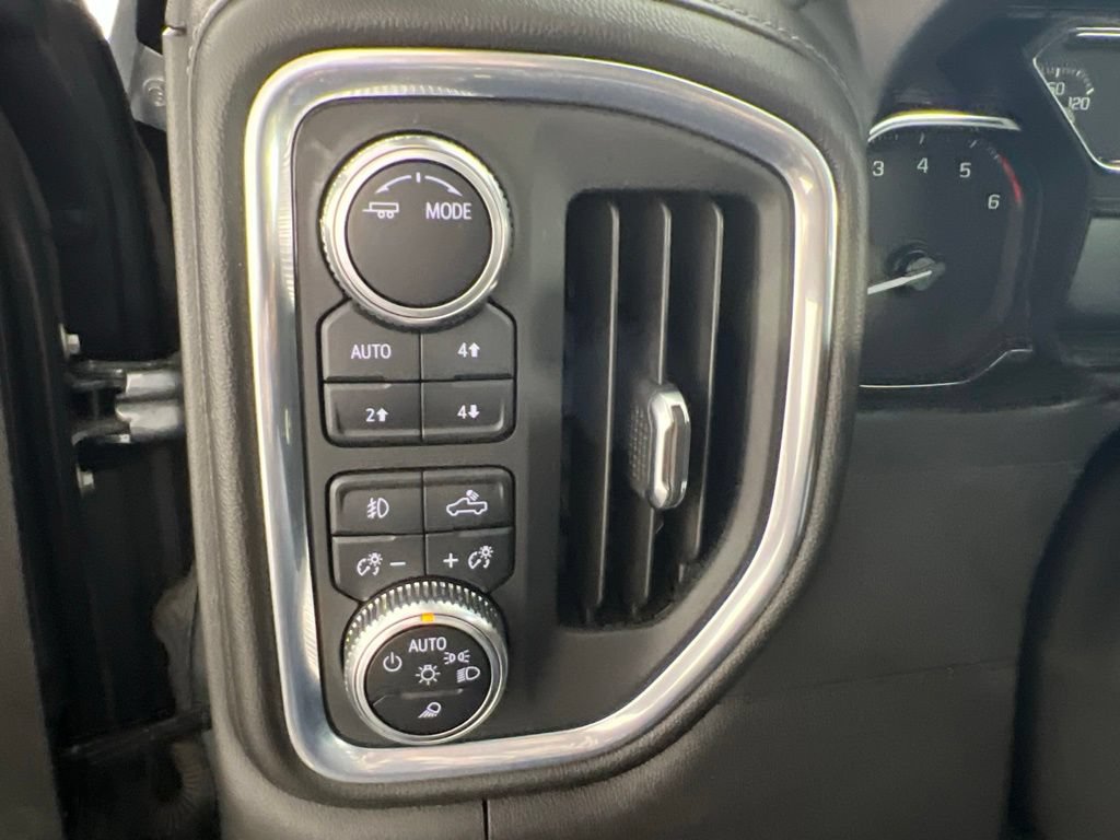 Used 2022 GMC Sierra 1500 SLT w/ SLT Premium Plus Package AWD/4WD image 27