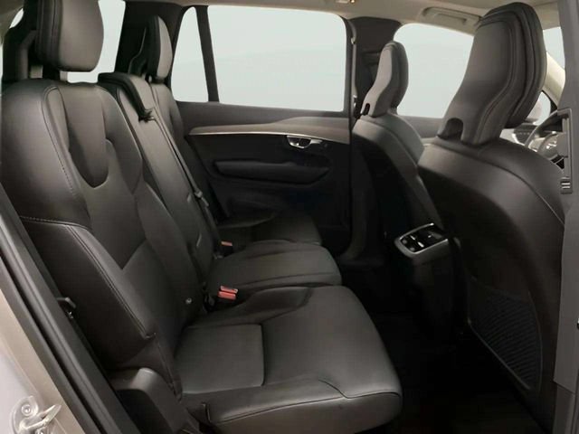 Used 2025 Volvo XC90 B5 Core AWD/4WD image 62