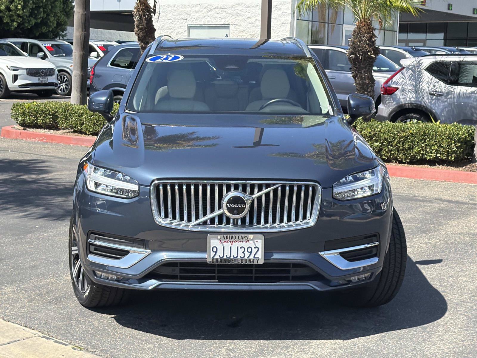 Certified 2023 Volvo XC90 B6 Plus AWD/4WD image 2