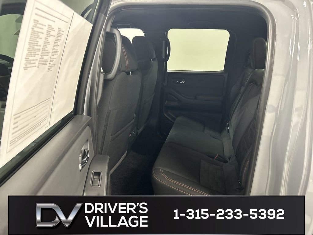 Used 2022 Nissan Frontier PRO-4X image 20