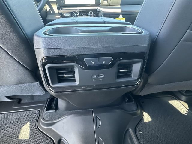 New 2026 GMC Sierra 1500 AT4 w/ AT4 Premium Package AWD/4WD image 23