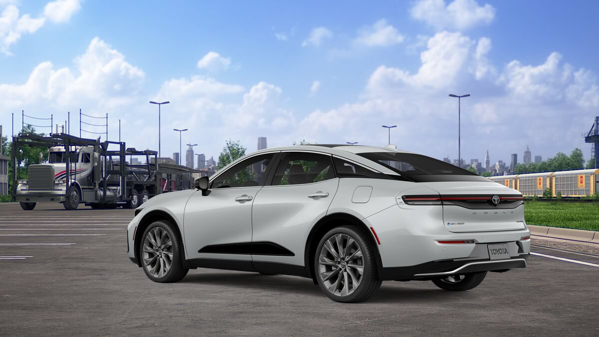 New 2027 Toyota Crown AWD/4WD image 6
