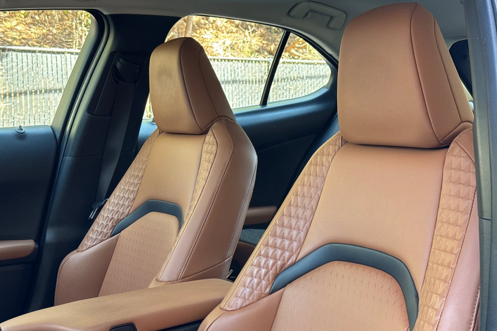 Used 2019 Lexus UX 200 w/ Accessory Package FWD image 26
