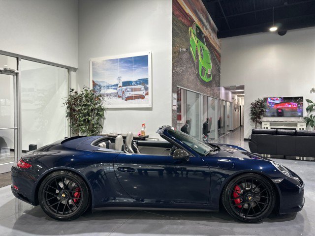 Used 2019 Porsche 911 Carrera GTS RWD image 27