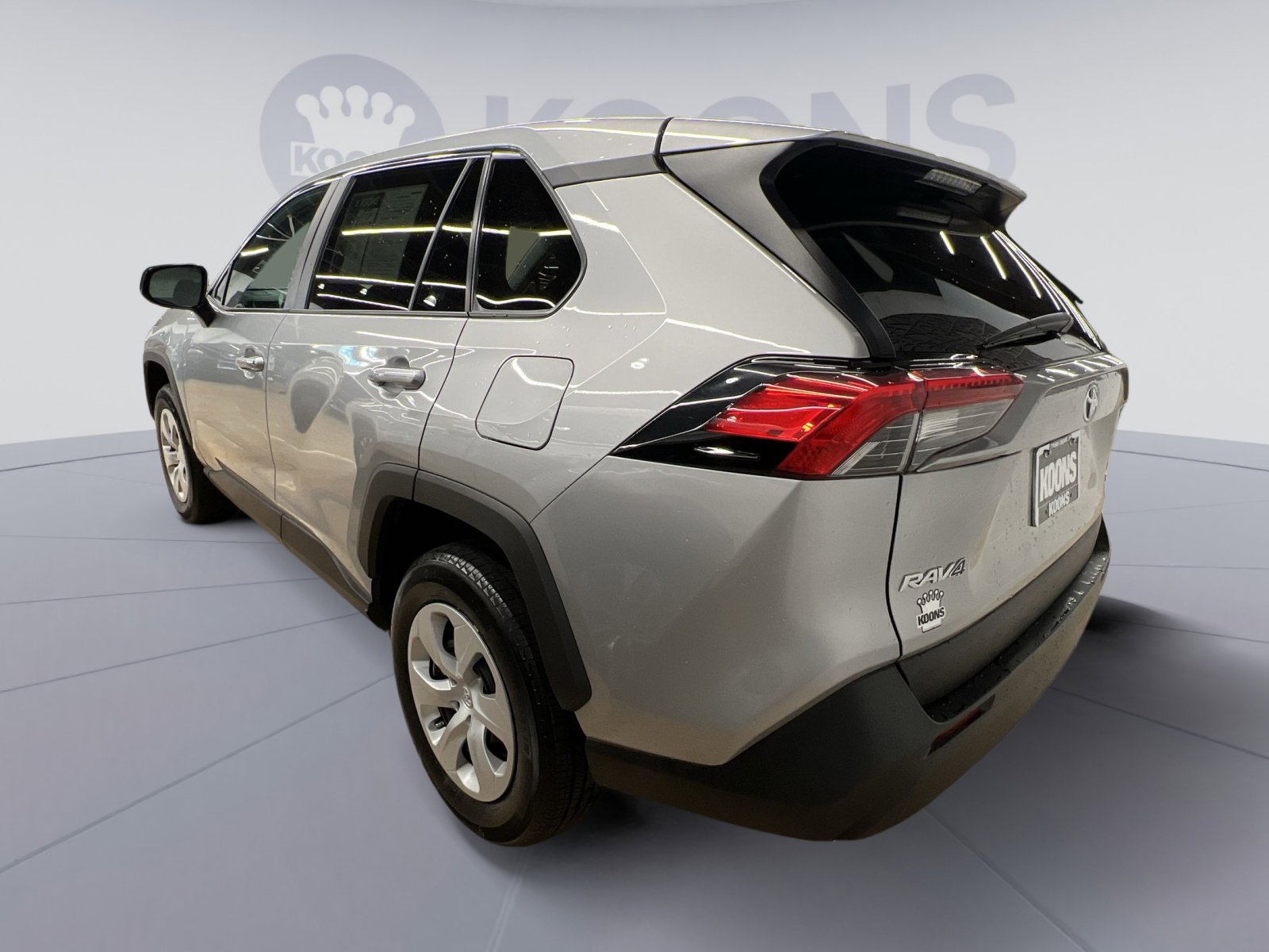 Used 2024 Toyota RAV4 LE image 2