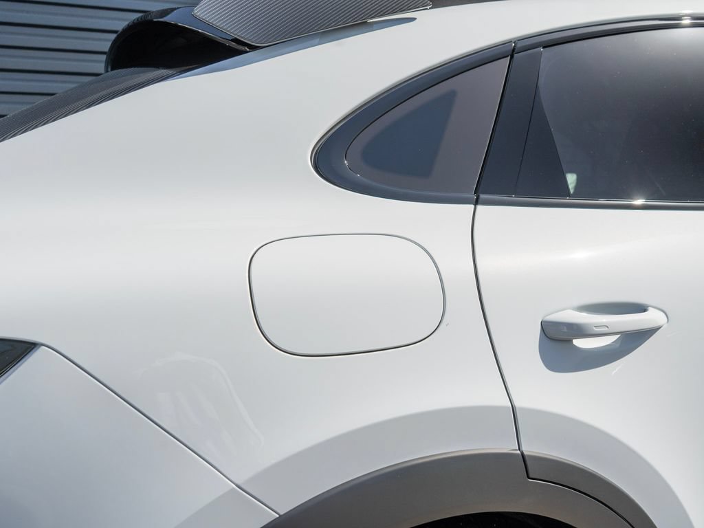 New 2026 Porsche Cayenne Turbo GT AWD/4WD image 15