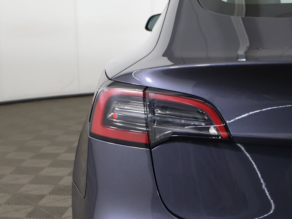 Used 2023 Tesla Model 3 Standard Range RWD image 13