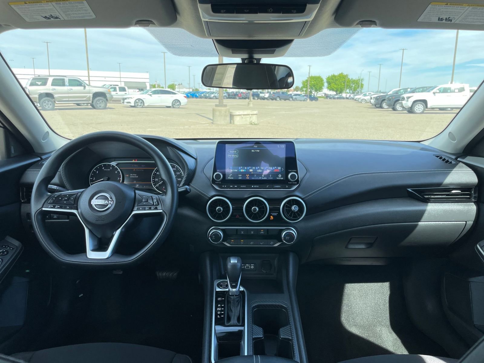 Used 2025 Nissan Sentra SV image 32