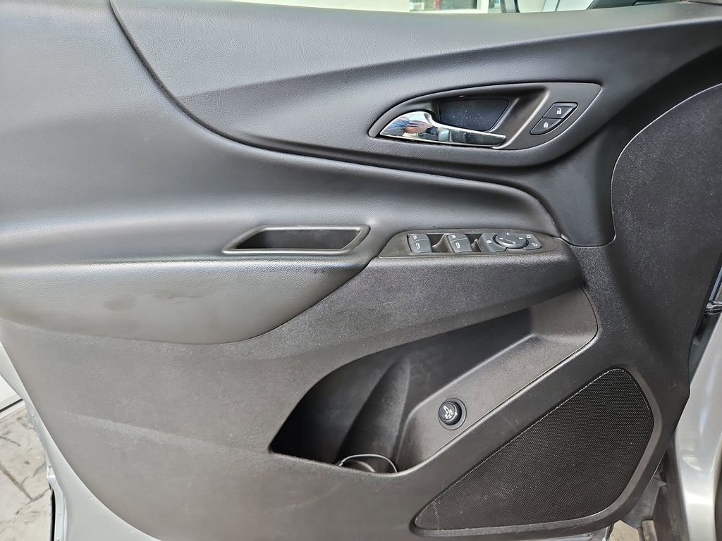 Used 2024 Chevrolet Equinox LT FWD image 24