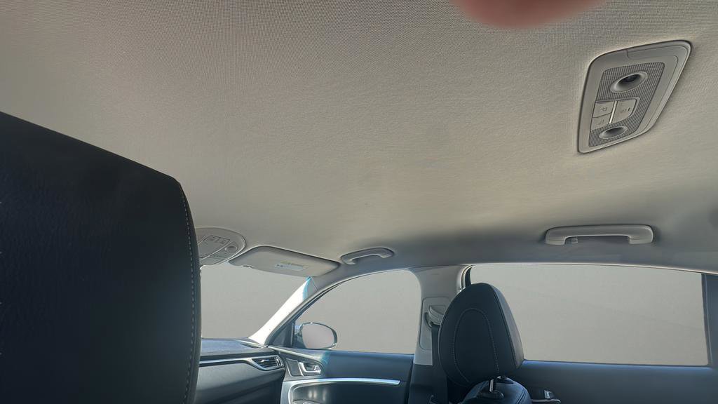 Used 2020 Genesis G70 2.0T image 15