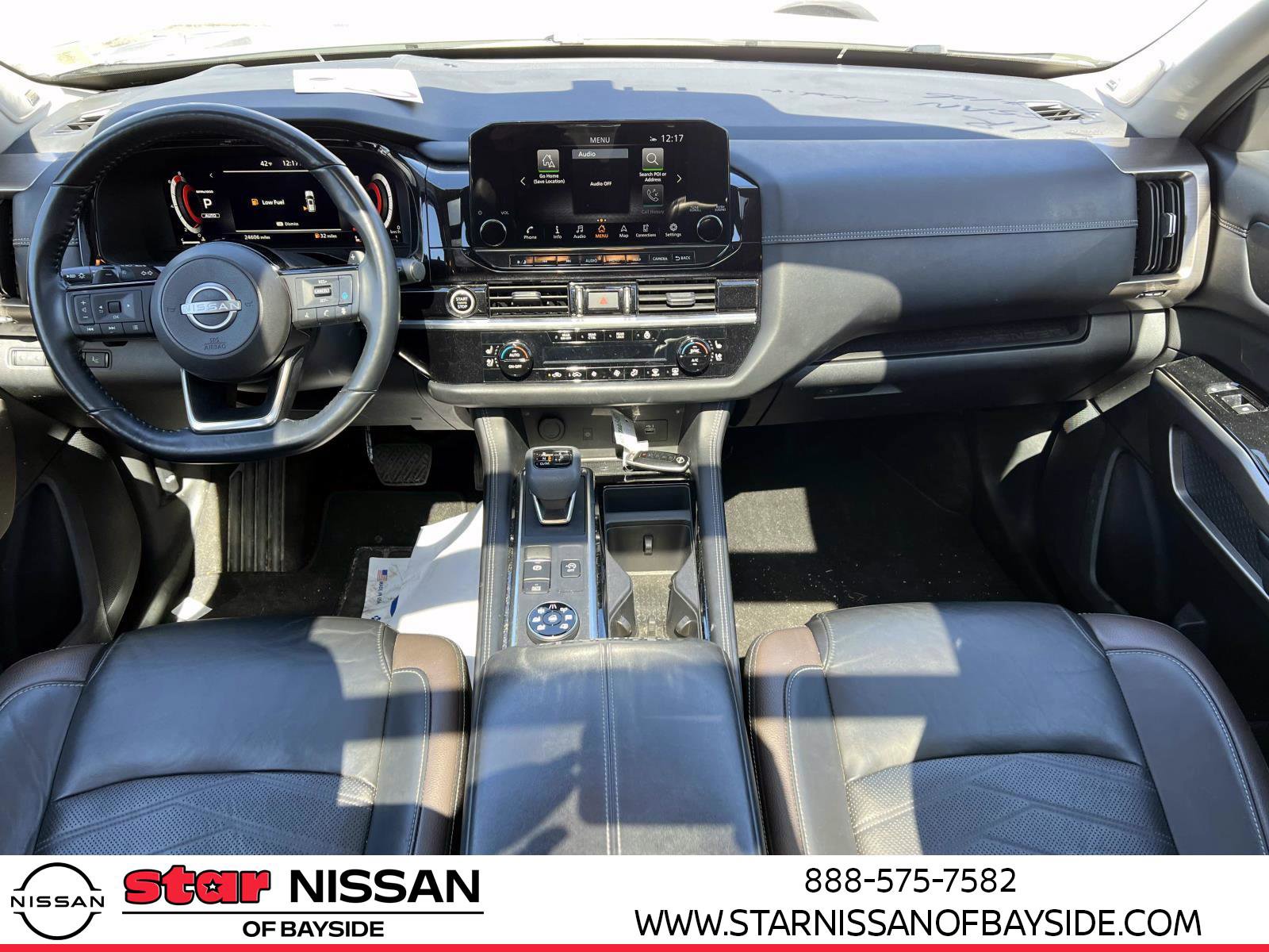 Used 2023 Nissan Pathfinder Platinum w/ Lighting Package (N93) image 12