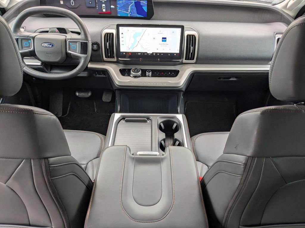 Used 2025 Ford Expedition Max Active image 32