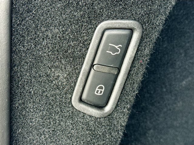 Used 2023 Maserati Levante GT AWD/4WD image 13