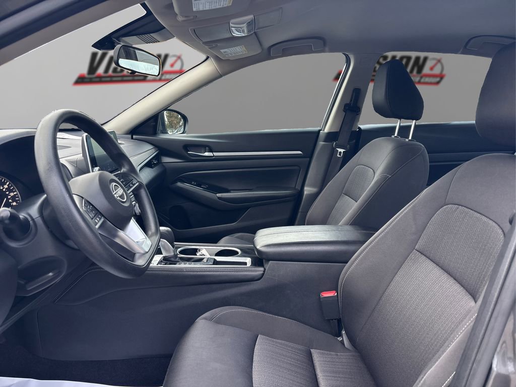 Used 2023 Nissan Altima 2.5 SV image 9