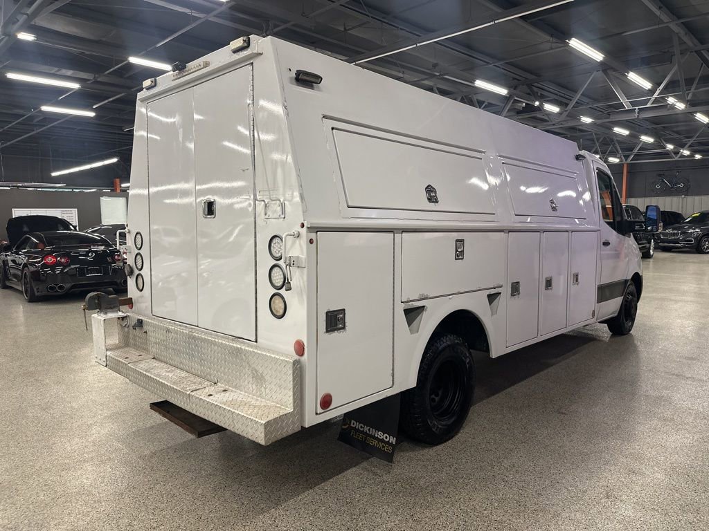 Used 2019 Freightliner Sprinter 3500 w/ Premium Package image 3