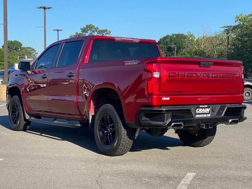 Used 2021 Chevrolet Silverado 1500 Custom Trail Boss w/ LPO, Dark Essentials Package AWD/4WD image 5