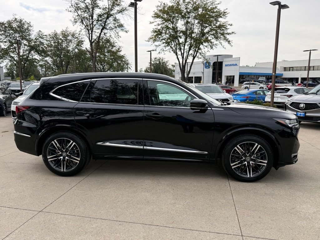 Certified 2026 Acura MDX w/ Advance Package AWD/4WD image 5