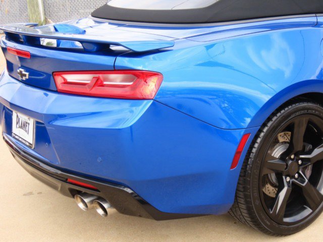 Used 2017 Chevrolet Camaro SS image 10