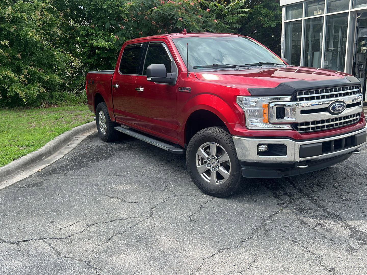 Used 2018 Ford F150 XLT w/ Equipment Group 302A Luxury AWD/4WD image 18