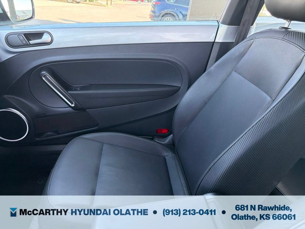 Used 2014 Volkswagen Beetle 2.5 FWD image 27