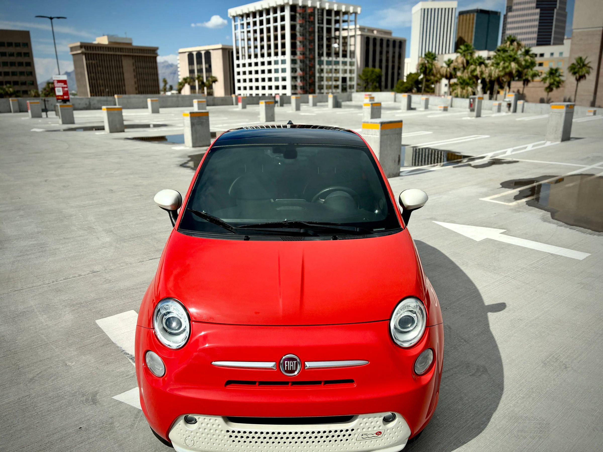 Used 2018 FIAT 500 e FWD image 2